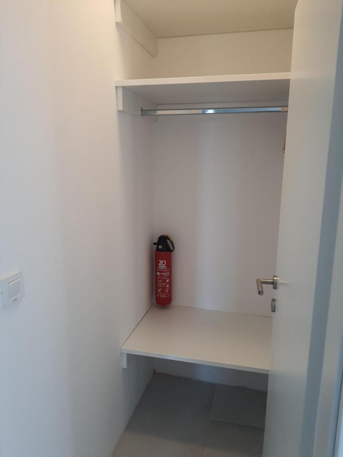 Apartments Krista Медвея Екстериор снимка