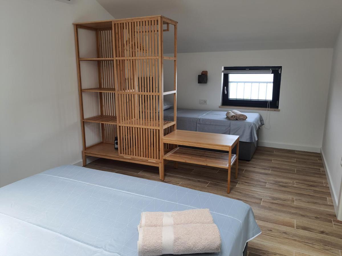 Apartments Krista Медвея Екстериор снимка