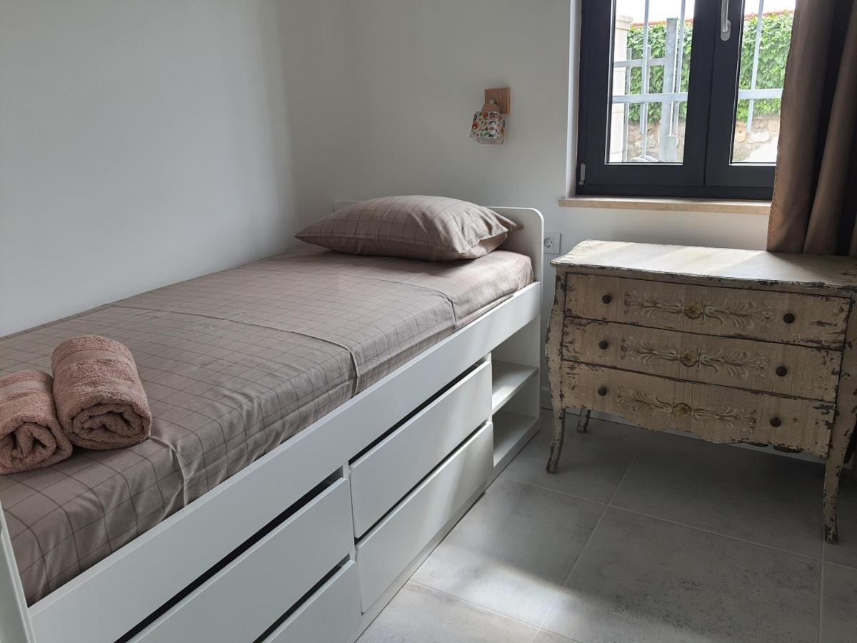 Apartments Krista Медвея Екстериор снимка